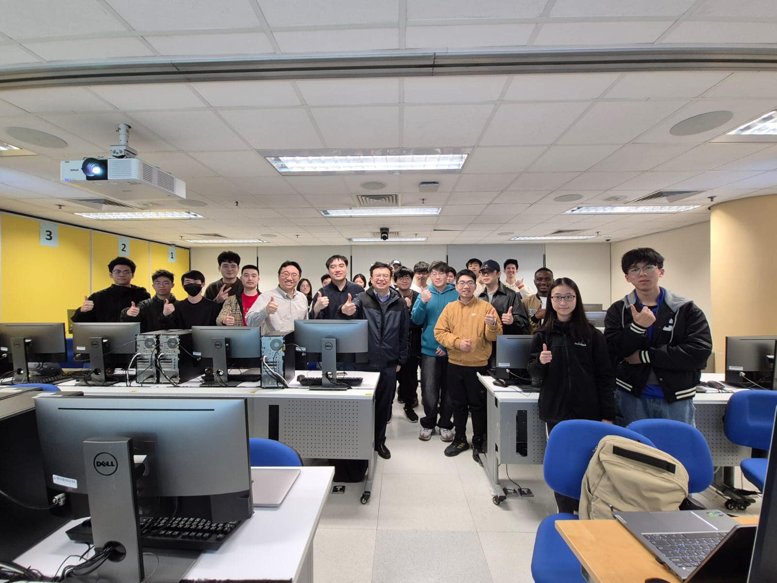 Development training for the PolyU Vision Pro Hackathon